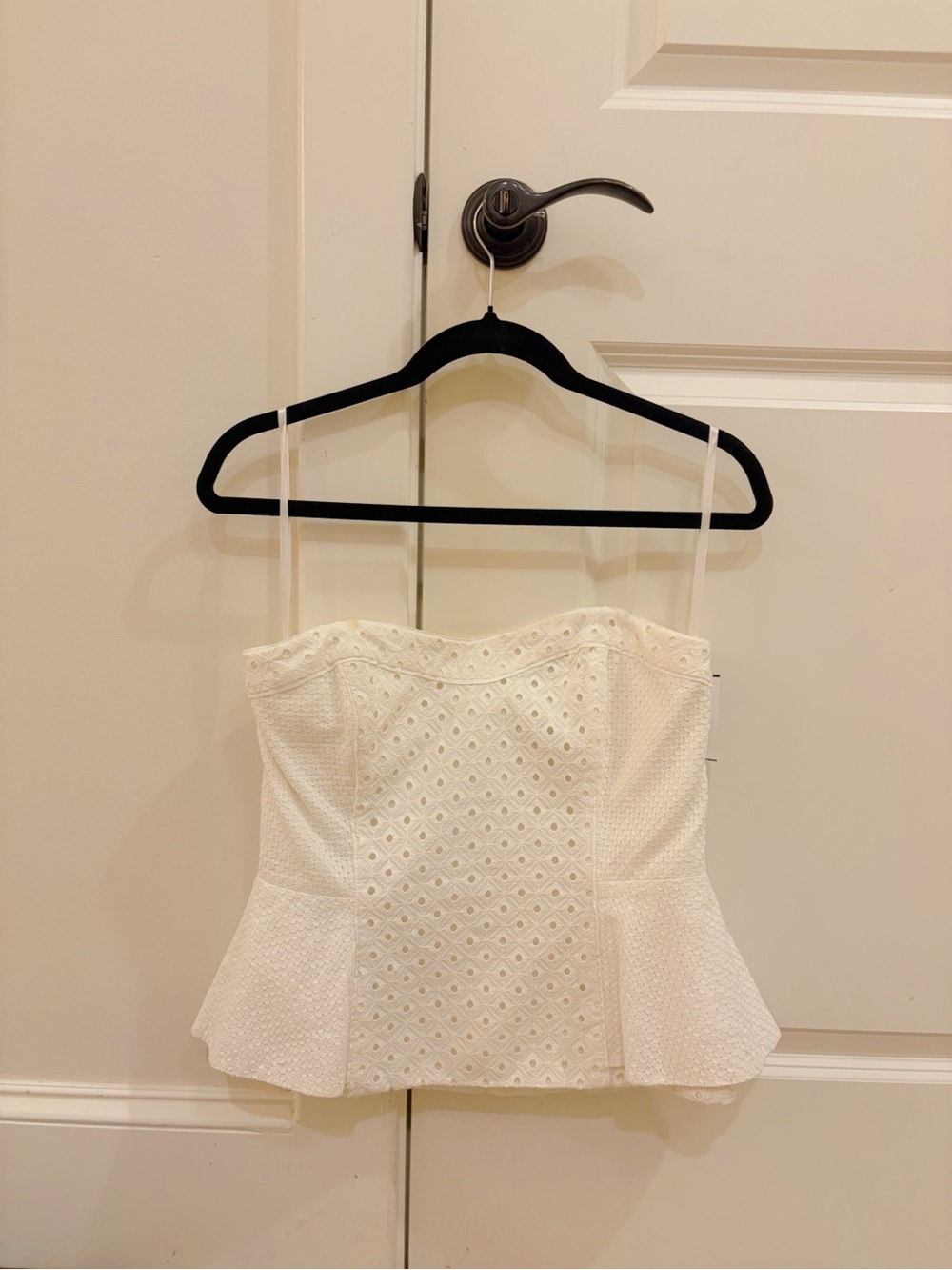 WHITE HOUSE BLACK MARKET TOP SIZE 6